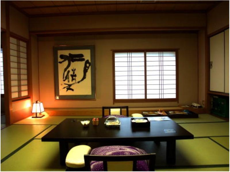 Futarishizuka Hotel โคมางาเนะ ภายนอก รูปภาพ